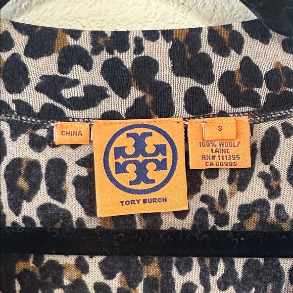 Tory Burch Animal Print Cardigan in Black and Tan Size Small - Picture 2 of 5